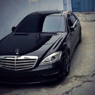 AMG_666